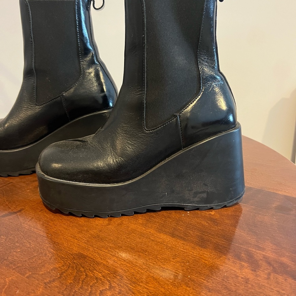 Steve Madden Black Wedge Ankle Boots - Picture 2 of 3